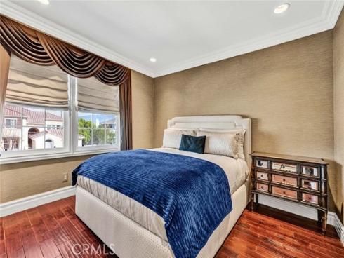 1025 S Sunstream Lane, Anaheim Hills, CA