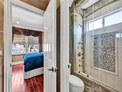 1025 S Sunstream Lane, Anaheim Hills, CA