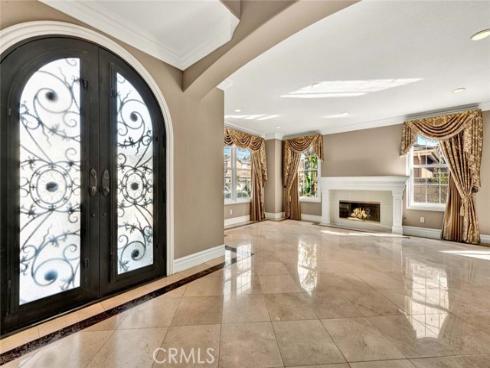 1025 S Sunstream Lane, Anaheim Hills, CA