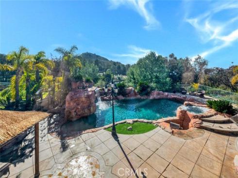 1025 S Sunstream Lane, Anaheim Hills, CA