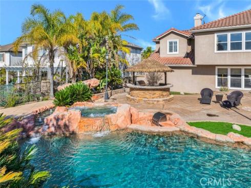 1025 S Sunstream Lane, Anaheim Hills, CA