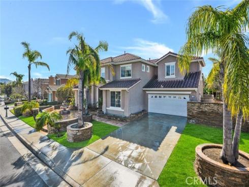 1025 S Sunstream Lane, Anaheim Hills, CA