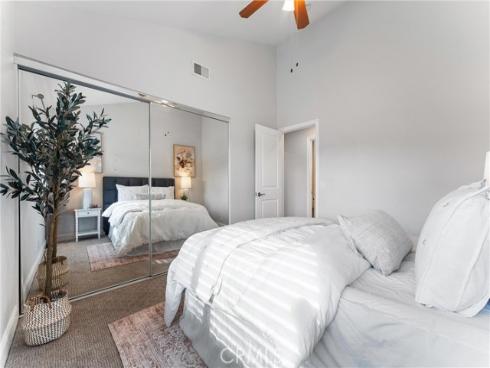 5560 E Vista Del Rio  , Anaheim Hills, CA