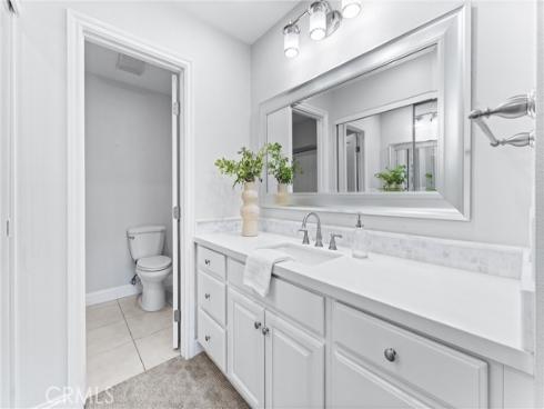 5560 E Vista Del Rio  , Anaheim Hills, CA