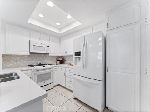 5560 E Vista Del Rio  , Anaheim Hills, CA