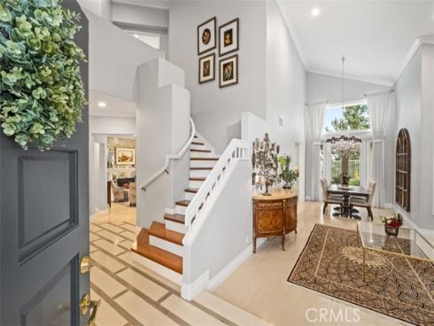 534 S Laureltree Drive, Anaheim Hills, CA