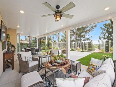 534 S Laureltree Drive, Anaheim Hills, CA