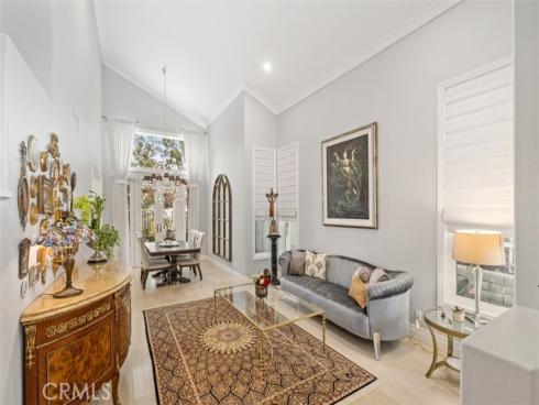 534 S Laureltree Drive, Anaheim Hills, CA