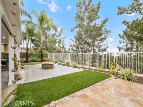 534 S Laureltree Drive, Anaheim Hills, CA