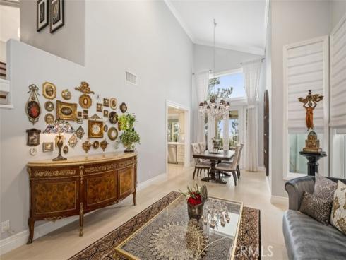 534 S Laureltree Drive, Anaheim Hills, CA