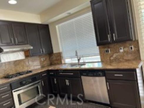 954 S Silver Star Way, Anaheim Hills, CA