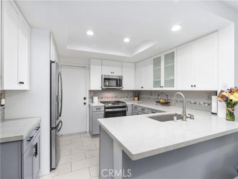 830 S Amber Lane, Anaheim Hills, CA