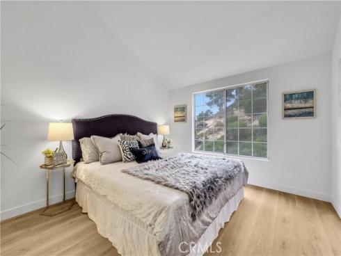 1005 S Rising Sun Court, Anaheim Hills, CA