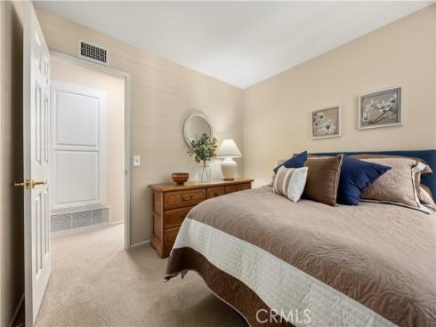 1084 S Burlwood Drive, Anaheim Hills, CA