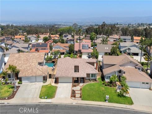 1084 S Burlwood Drive, Anaheim Hills, CA