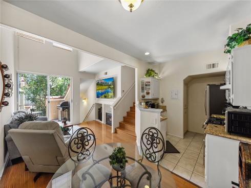 1043 S Saint Tropez Avenue, Anaheim Hills, CA