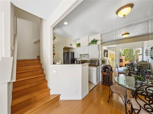 1043 S Saint Tropez Avenue, Anaheim Hills, CA