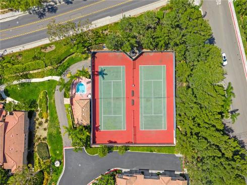 1043 S Saint Tropez Avenue, Anaheim Hills, CA