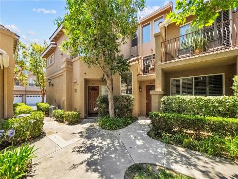 1043 S Saint Tropez Avenue, Anaheim Hills, CA