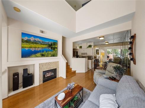 1043 S Saint Tropez Avenue, Anaheim Hills, CA