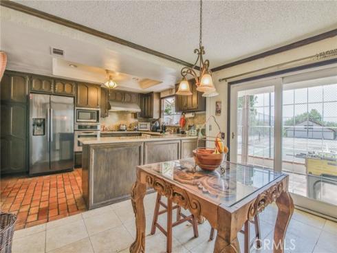 7680 E Eucalyptus Way, Anaheim Hills, CA