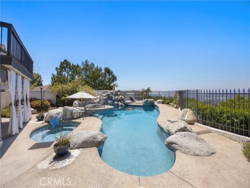 720 S Bunting Court, Anaheim Hills, CA