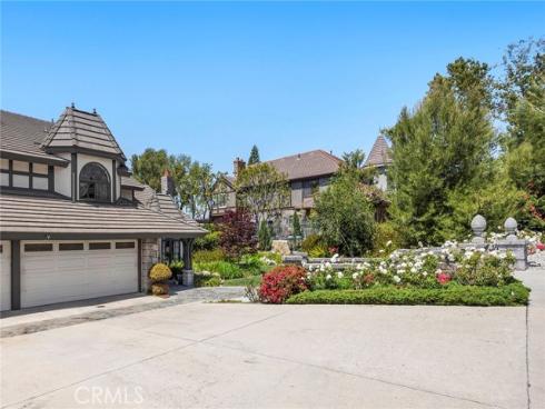 720 S Bunting Court, Anaheim Hills, CA