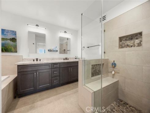 1041 S Falling Leaf   Circle, Anaheim Hills, CA