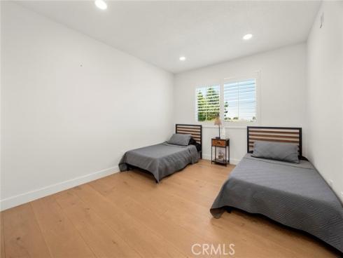 1041 S Falling Leaf   Circle, Anaheim Hills, CA