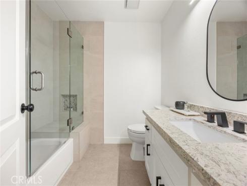 1041 S Falling Leaf   Circle, Anaheim Hills, CA