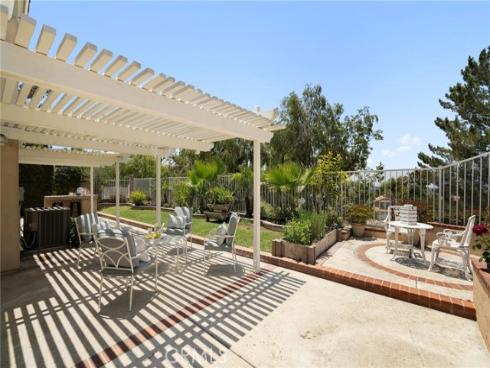 405 S Laureltree Drive , Anaheim Hills, CA