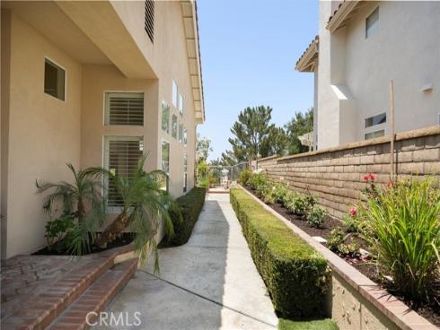 405 S Laureltree Drive , Anaheim Hills, CA