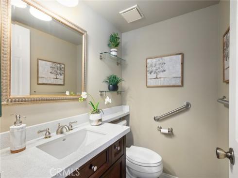 7012 E Viewpoint Lane, Anaheim Hills, CA