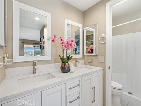 7012 E Viewpoint Lane, Anaheim Hills, CA