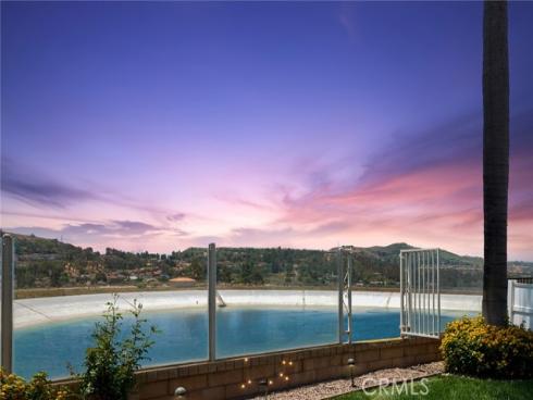 7012 E Viewpoint Lane, Anaheim Hills, CA