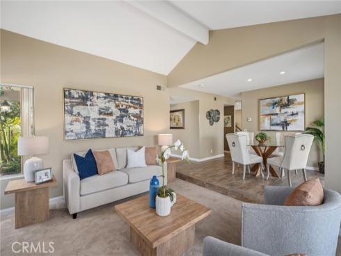 7012 E Viewpoint Lane, Anaheim Hills, CA