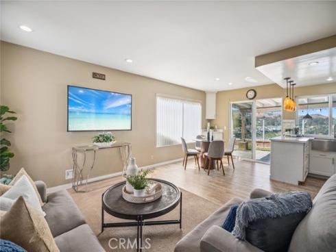 7012 E Viewpoint Lane, Anaheim Hills, CA