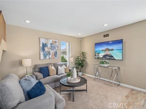 7012 E Viewpoint Lane, Anaheim Hills, CA