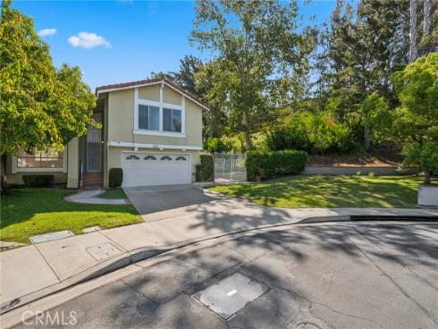 6890 E Georgetown Circle, Anaheim Hills, CA