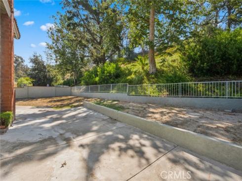 6890 E Georgetown Circle, Anaheim Hills, CA
