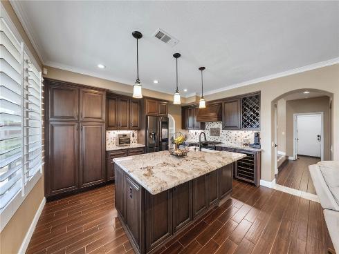 951 S Creekview Lane, Anaheim Hills, CA