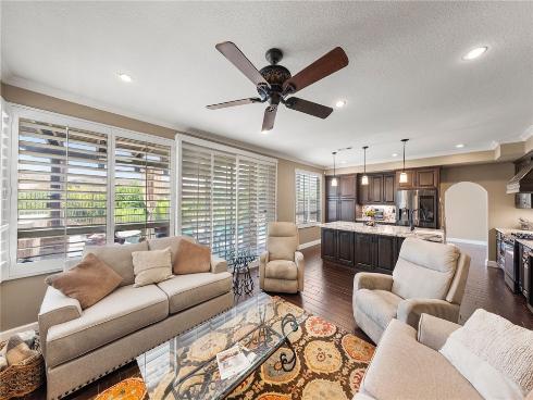 951 S Creekview Lane, Anaheim Hills, CA