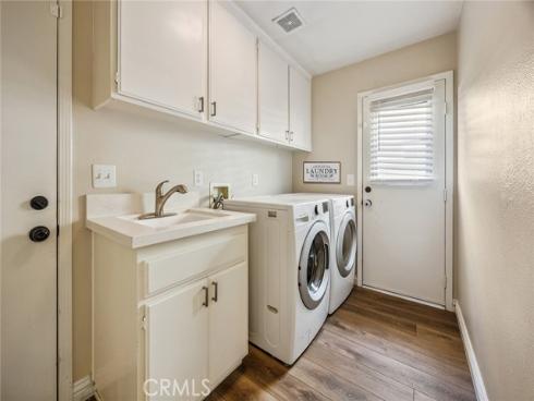 8850 E Cloudview Way, Anaheim Hills, CA