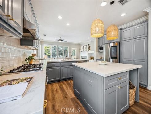 8850 E Cloudview Way, Anaheim Hills, CA