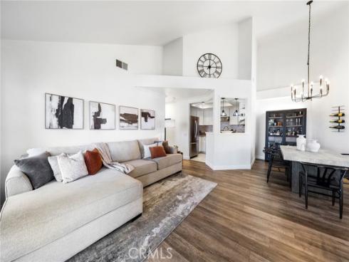 1045 S Daybreak Court, Anaheim Hills, CA