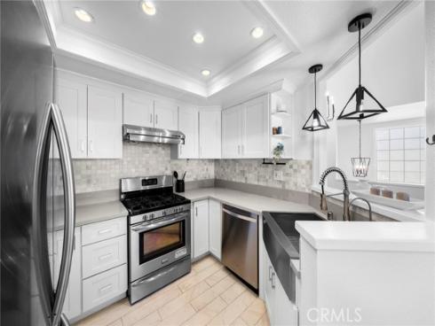 1045 S Daybreak Court, Anaheim Hills, CA