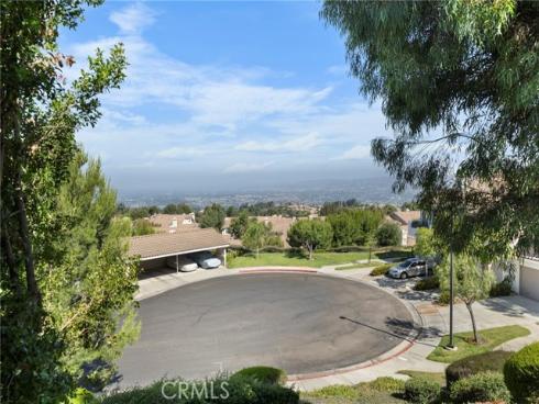 1045 S Daybreak Court, Anaheim Hills, CA