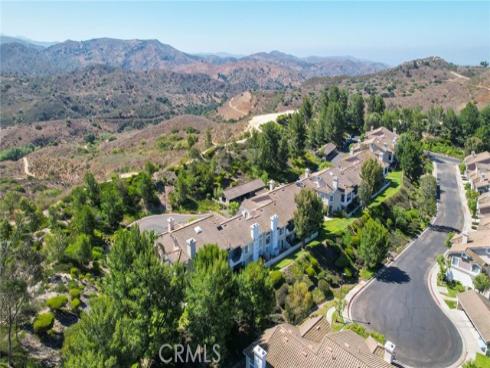 1045 S Daybreak Court, Anaheim Hills, CA