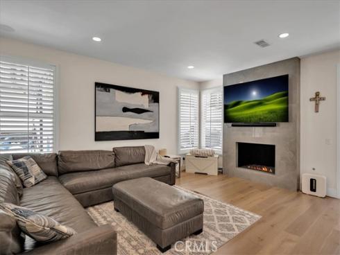 712 S Lost Canyon Road, Anaheim Hills, CA