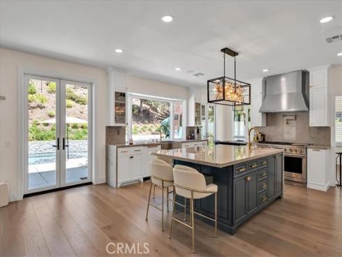 712 S Lost Canyon Road, Anaheim Hills, CA